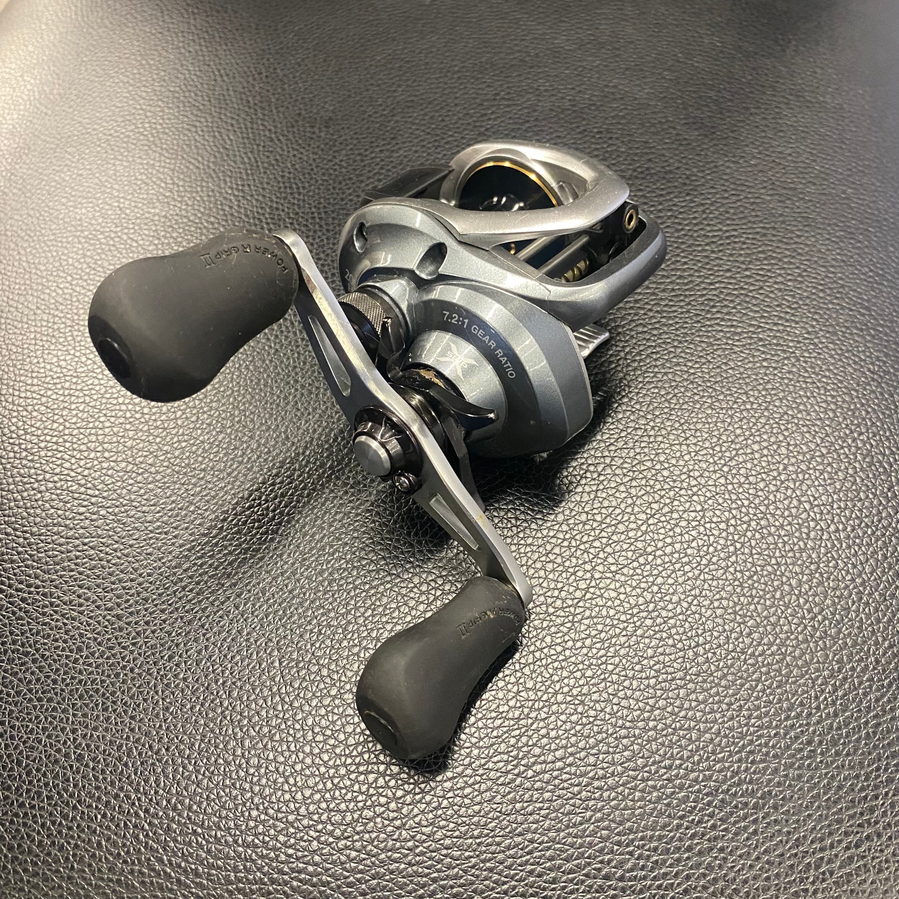 Fishin' World, Used Reel - Shimano Curado I 200HG